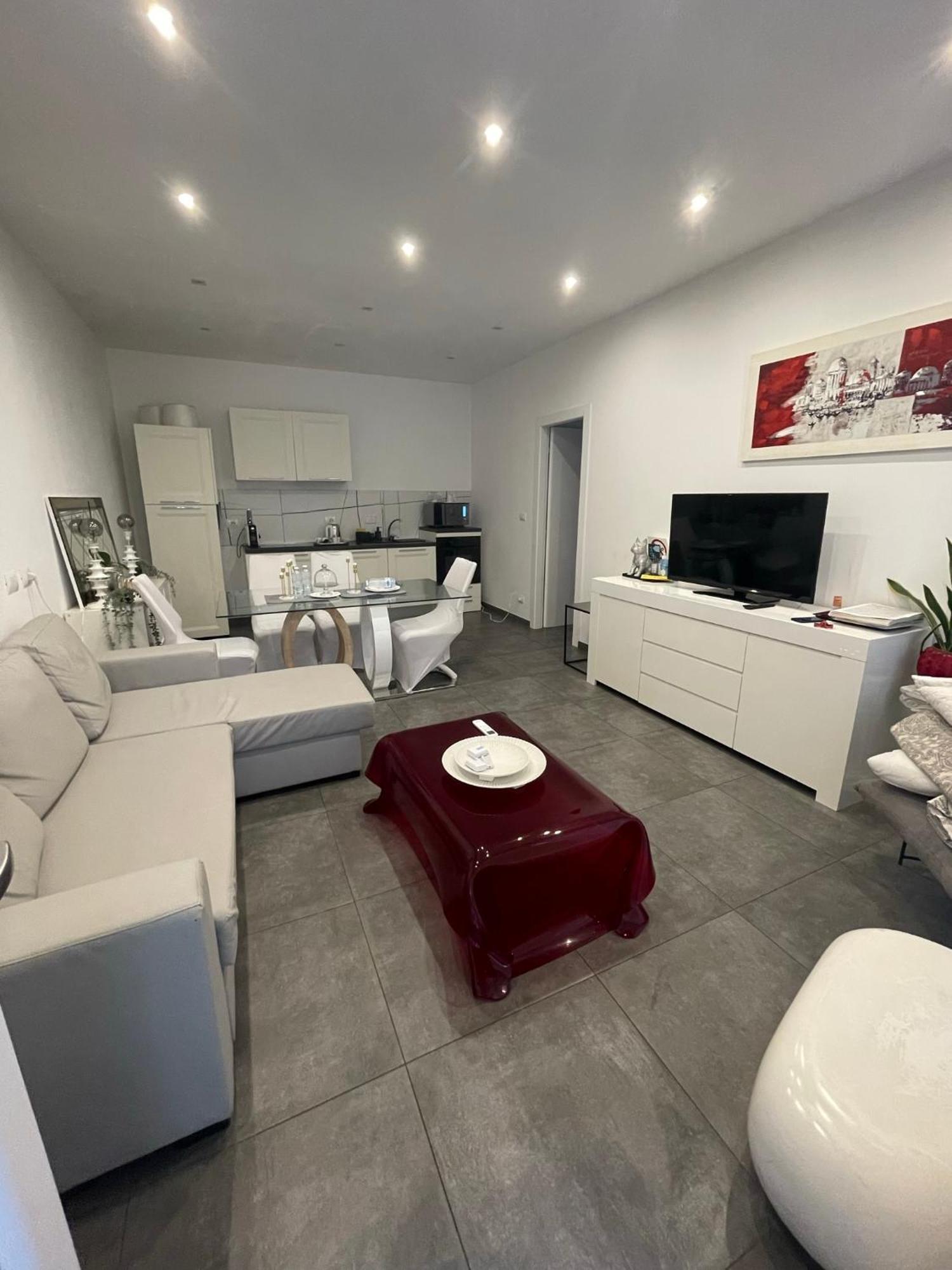 Decoluxe !Apartamento con 1 camera da letto , in zona San Paolo , Via martiniana Torino Esterno foto